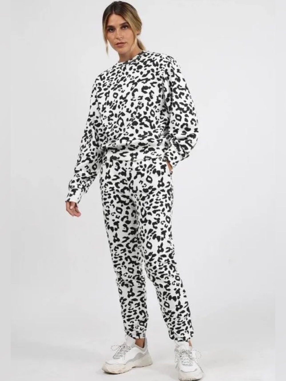 Brunette the Label - Snow Leopard 🐆 Best Friend Jogger SET (NWT) *Two Pieces* - Picture 6 of 16
